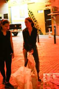 O hacen silencio o los callamos y que? performance Julie Pichavant IV Festival Internacional de Arte Pensamiento Pedagógico Contemporáneo- Festival Internacional de Arte Contemporáneo de Manizales-Universidad Bellas Artes de Caldas - Colombia