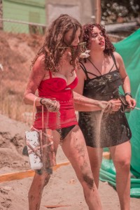 Julie Pichavant Santiago Zuluaga Performance Puta zona X Encuentro de Performance para la vida Maria Teresa Hincapié