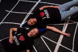 Ruido Blanco Julie Pichavant Claudia Cabrera Carmen Ramos Ruido Blanco -Julie Pichavant y Claudia Cabrera- IV Ciclo de Dramaturgia Contemporànea escrita y dirigida por mujeres en collaboracion con el Teatro el Granero y el centro cultural del Bosque-Mexico -curadoria Carmen Ramos