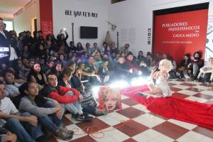 Syndrome Marilyn de Julie Pichavant La vida es una tombola - JuSyndrome Marilyn -Julie Pichavant -II Festival Internacional de Arte Contemporáneo de Manizales-Universidad Bellas Artes de Caldas-Colombia